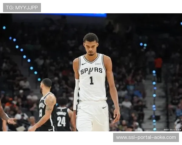 马刺坐镇主场轻取鹈鹕,文班亚马对决锡安 马刺坐镇主场轻取鹈鹕,文班亚马对决锡安